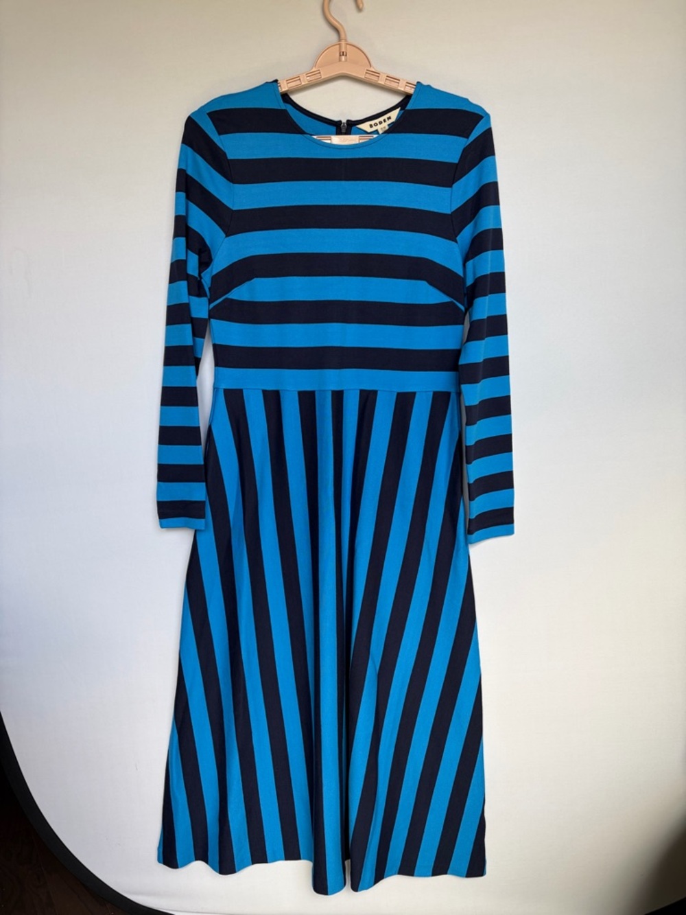 Boden Blue Striped Jersey Midi Dress Sz 10R Fit Flare Classic Retro Chic EUC - Picture 10 of 16